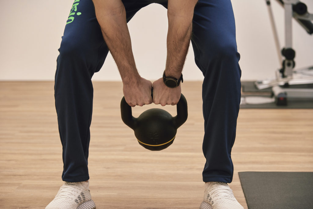 Lavoro di forza nella palestra riabilitativa iPhysio
